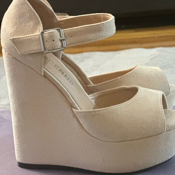 WAYDERNS Womens Solid Slingback Ankle Strap Peep Toe Wedge - Picture 5 of 9